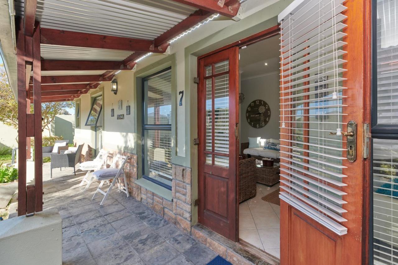 Fraai Uitzicht Struisbaai Appartement Buitenkant foto