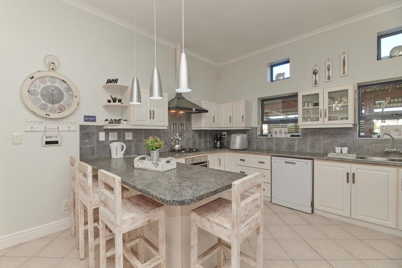 Fraai Uitzicht Struisbaai Appartement Buitenkant foto